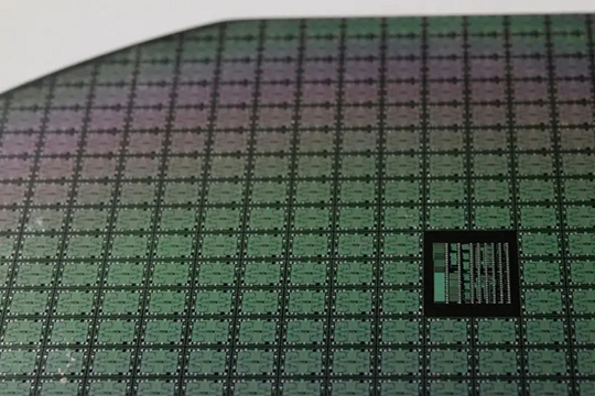 激光打造半導體晶圓“專屬身份證”